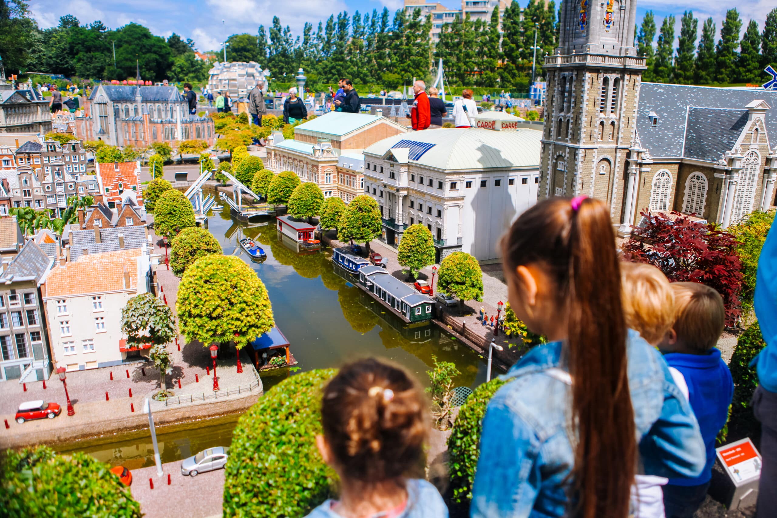Netherlands.,Den,Haag.,Miniature,Park,Madurodam.july,2016.,Girls,Look,At